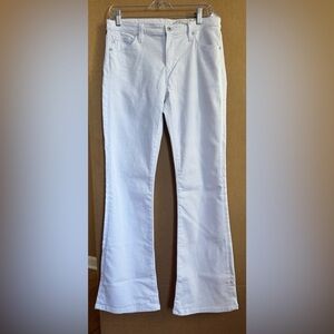 AG ANGEL WHITE FLARE STRETCH JEANS SIZE 28 NWT